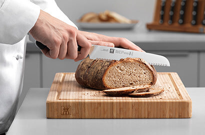 Bread Knife